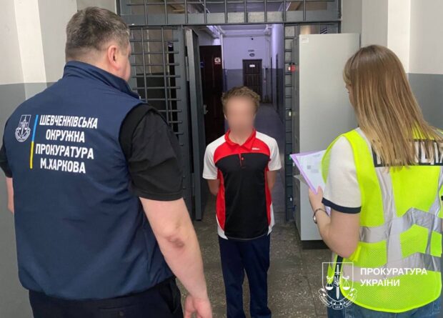 У Харкові чоловік за годину намагався зґвалтувати неповнолітню та жінку