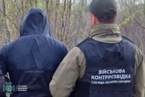 СБУ затримала у Харкові ворожого поплічника, який на замовлення росіян займався підпалами авто ЗСУ
