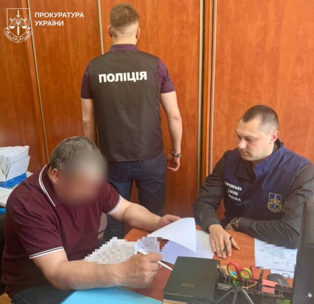 Понад 6 млн грн збитків на ремонті траси Р-51: експосадовцю Служби автодоріг Харківщини повідомлено про підозру