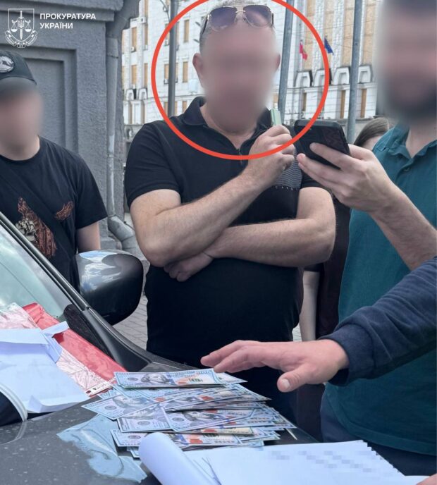 $10 000 за фіктивний догляд за матір’ю: у Харкові затримано підприємця — організатора чергової схеми ухилення від призову