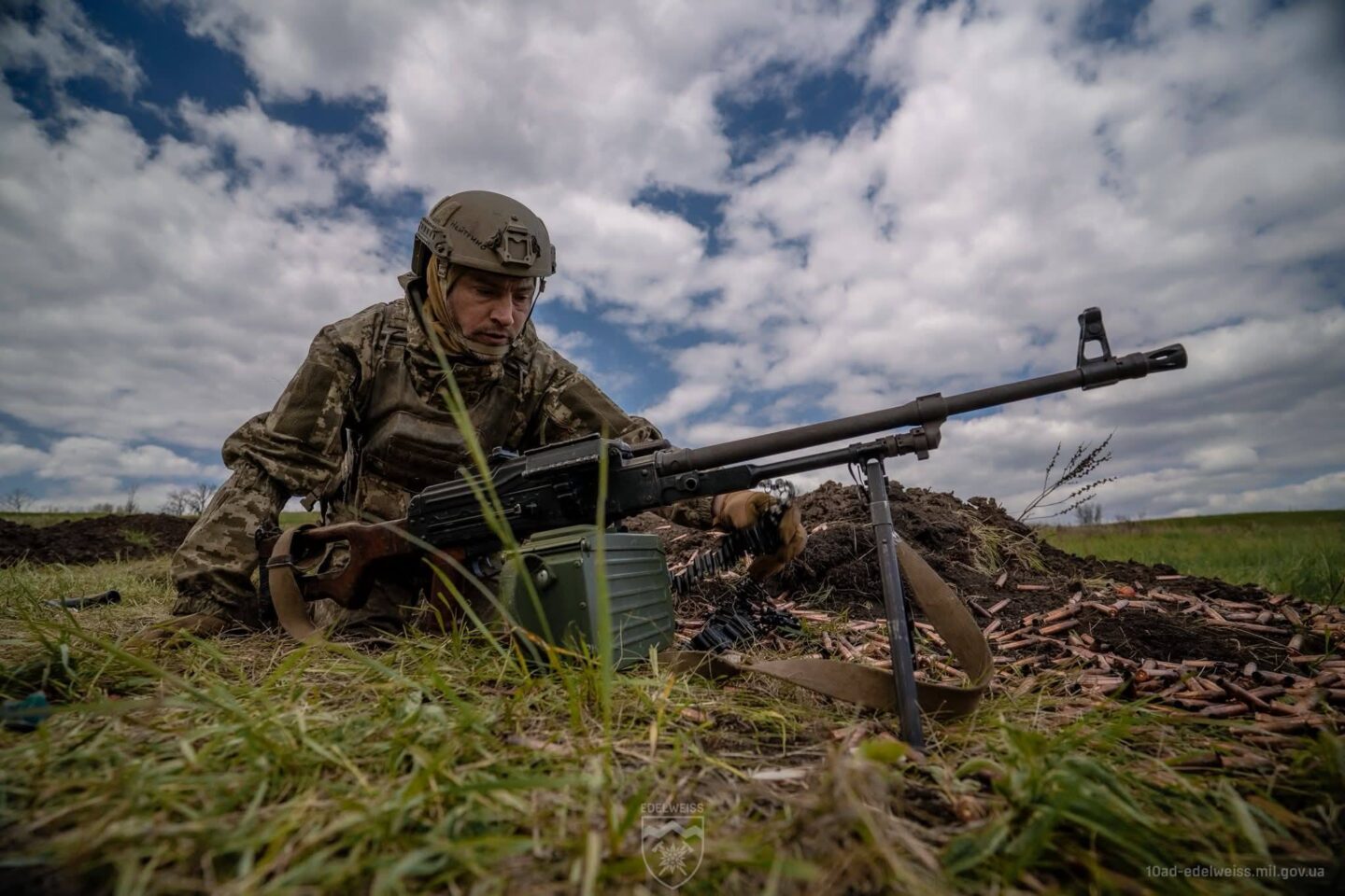 Росіяни сім разів штурмували позиції Сил оборони на Харківщині - Генштаб ЗСУ