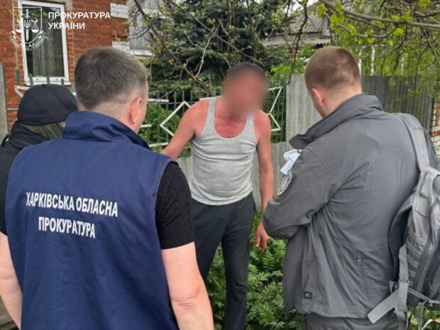 «Абонемент» від перевірок на 3 роки за 300 000 грн: на Харківщині посадовець Держгеокадастру вимагав гроші у підприємця