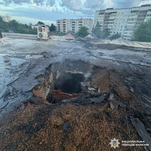 Атака дронів на Чугуївщину 20 травня: пошкоджена АЗС, постраждав чоловік