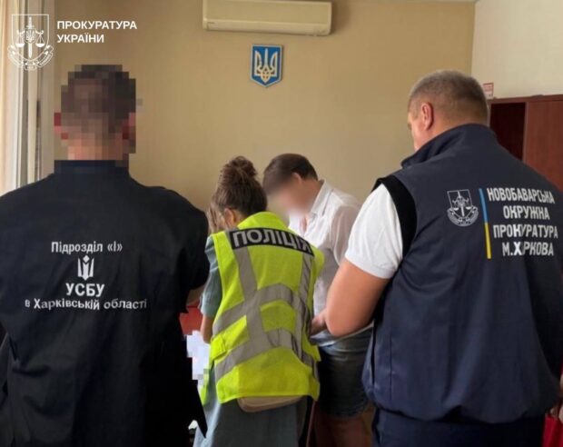 Махінації на державних програмах з мільйонними збитками: у Харкові підозри отримали топпосадовиця центру зайнятості та підприємець
