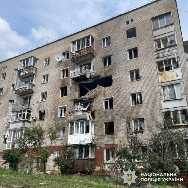 На Ізюмщині внаслідок атаки російських безпілотників загинула жінка, ще троєотримали поранення