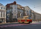 У неділю низка трамваїв і тролейбусів змінить маршрути