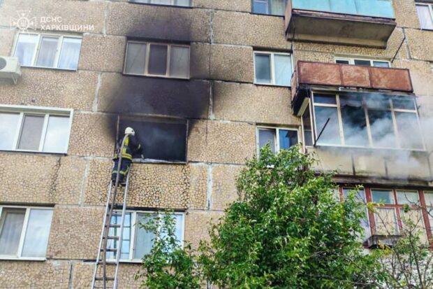 У Слобожанському сім’я рятувалася від пожежі через вікно: хлопчика врятували перехожі