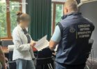 Переломи ребер і черепа, крововиливи в мозок: у Харкові повідомлено про підозру матері, яка била новонароджену доньку