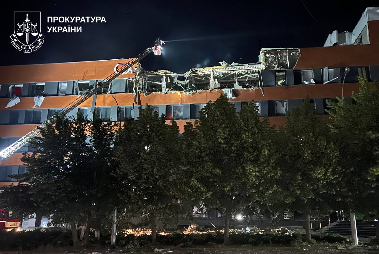 Росіяни здійснили масовану атаку на Чугуїв та Харків: троє людей загинули, понад 20 постраждали, серед них — діти