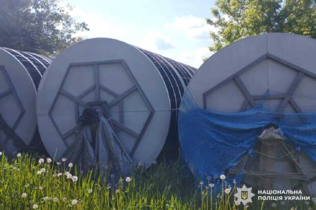 На Харківщині викрили підприємця-депутата: привласнив спецтехніку і брехав, що вона знищена