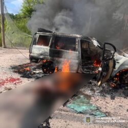 FPV-дрон вразив автомобіль на Харківщині: загинула жінка, четверо поранених
