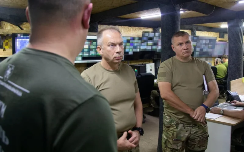 Сирський: Росіяни штурмують Куп’янськ малими групами