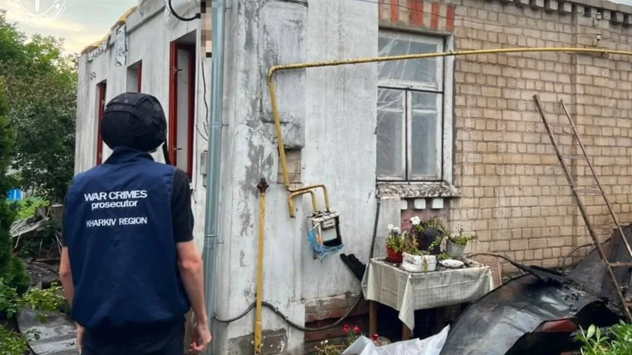Три райони Харкова під російськими ударами: пошкоджені АЗС, житловий будинок, постраждали п’ятеро людей (фото)