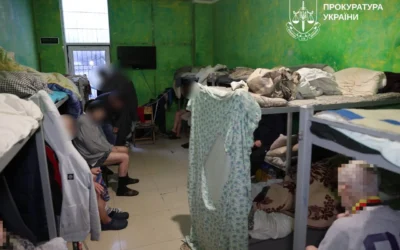 У Харкові ліквідували мережу псевдореабілітаційних центрів: людей катували та примушували до рабської праці (відео)