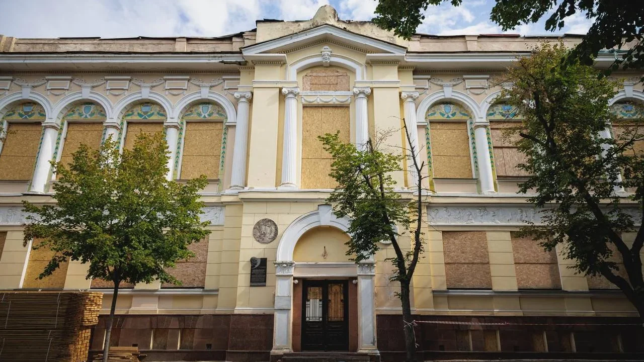 У Харкові завершили аварійні роботи в Художньому музеї (відео)