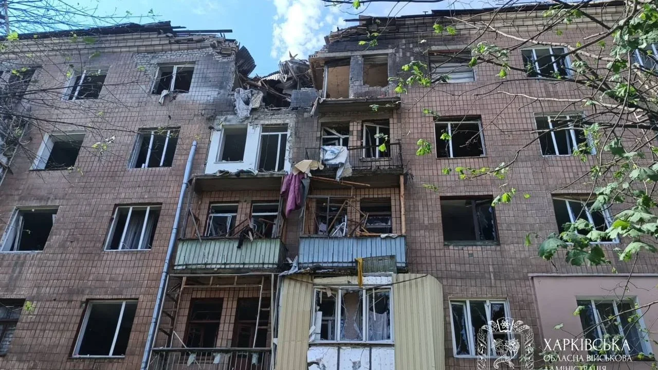 Російський удар по житловому будинку в Харкові: двоє загиблих, серед 19 поранених — четверо дітей (фото)