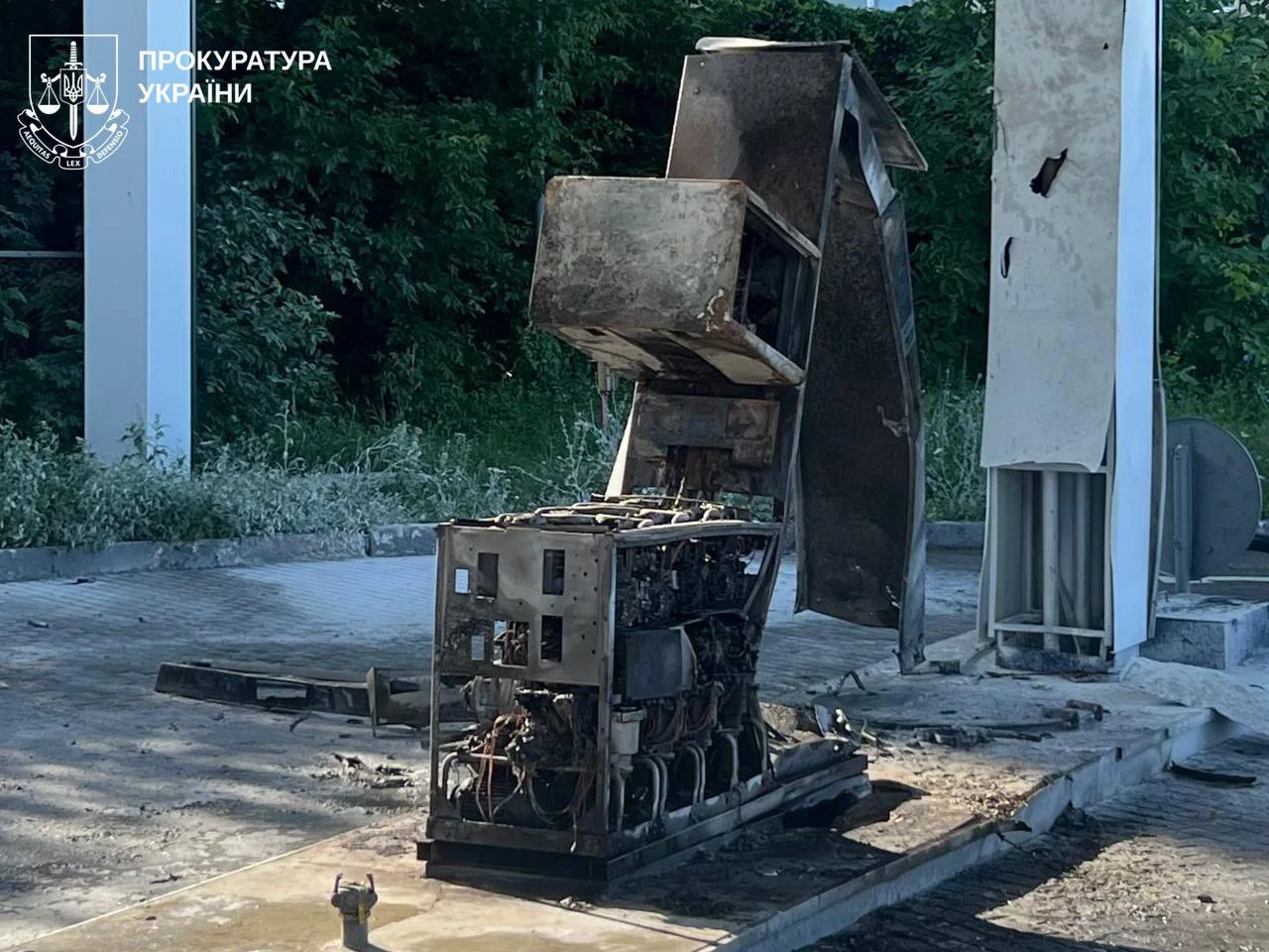 FPV-дрон, яким росіяни вранці атакували АЗС у Шевченківському районі, був на оптоволокні