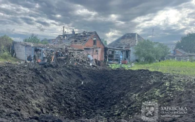 Внаслідок російського ракетного удару по селищу Золочів на Харківщині пошкоджено понад 30 будинків, є постраждала (фото)