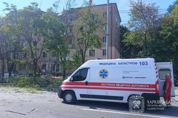 Російський удар по житловому будинку в Харкові: двоє загиблих, серед 19 поранених — четверо дітей