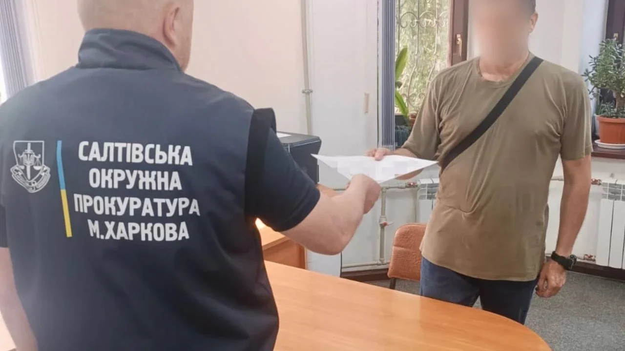 Привласнював донати на Starlink для ЗСУ: у Харкові викрили 49-річного псевдоволонтера