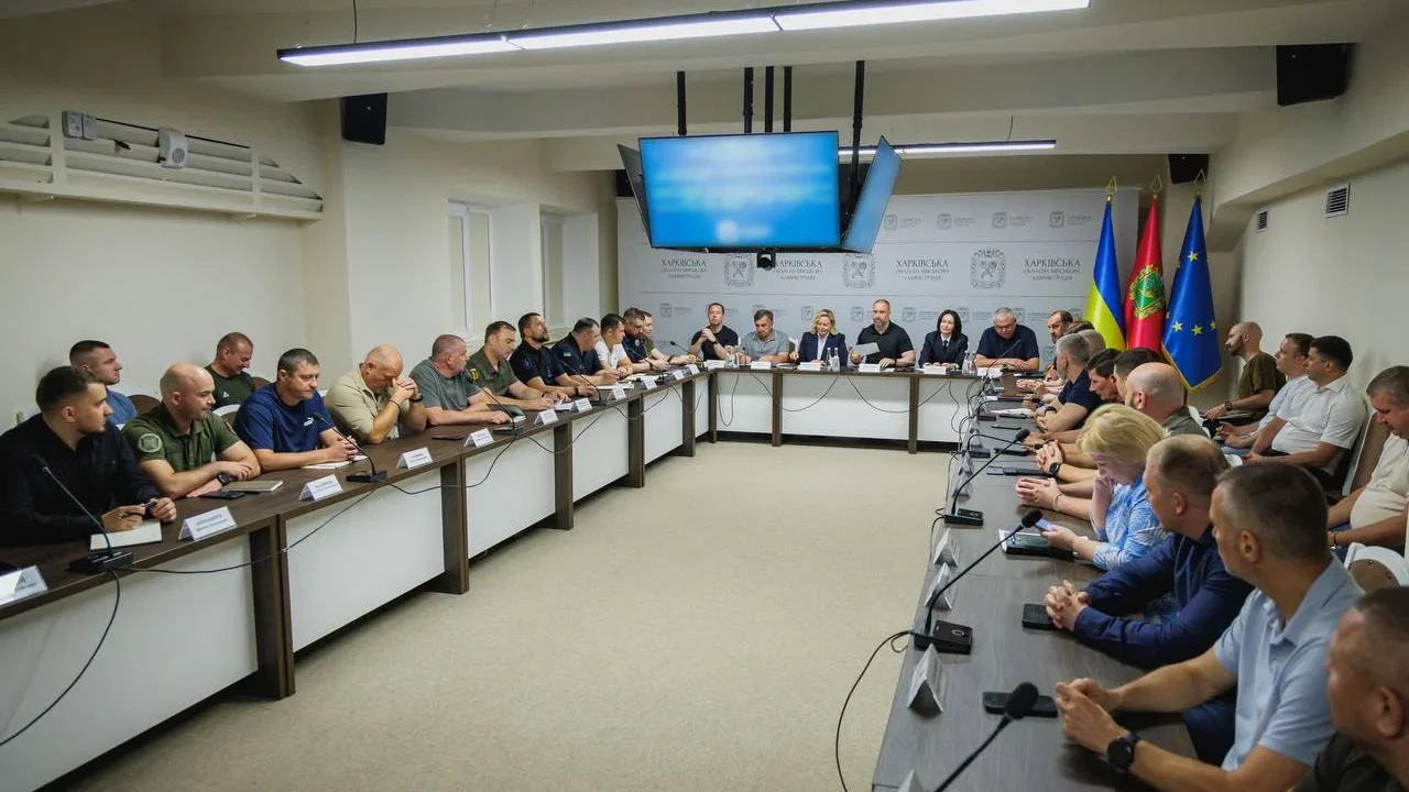 У Богодухівському районі розширюють зону обов’язкової евакуації: вивозять родини з дітьми з чотирьох населених пунктів