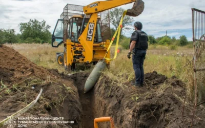 На Харківщині сапери ДСНС вилучили та знищили дві 500-кілограмові російські авіабомби (відео)