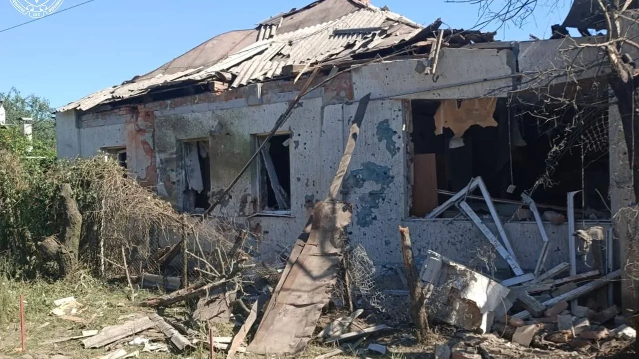 Росіяни обстріляли Ізюм з РСЗВ «Торнадо-С»: загинув чоловік, поранено 13-річну дівчинку (фото)