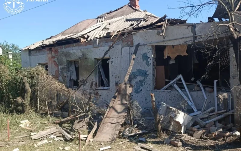 Росіяни обстріляли Ізюм з РСЗВ «Торнадо-С»: загинув чоловік, поранено 13-річну дівчинку (фото)