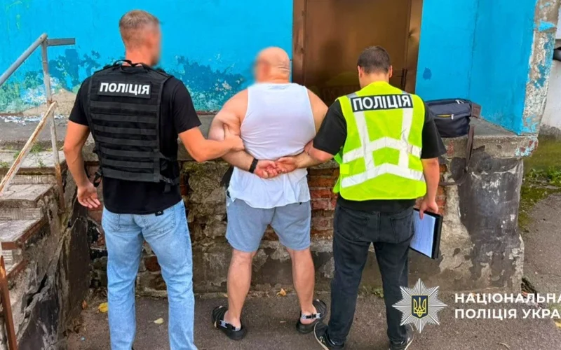 Обіцяв «бронь» від мобілізації та форму за розміром: у Харкові затримали псевдорятувальника ДСНС