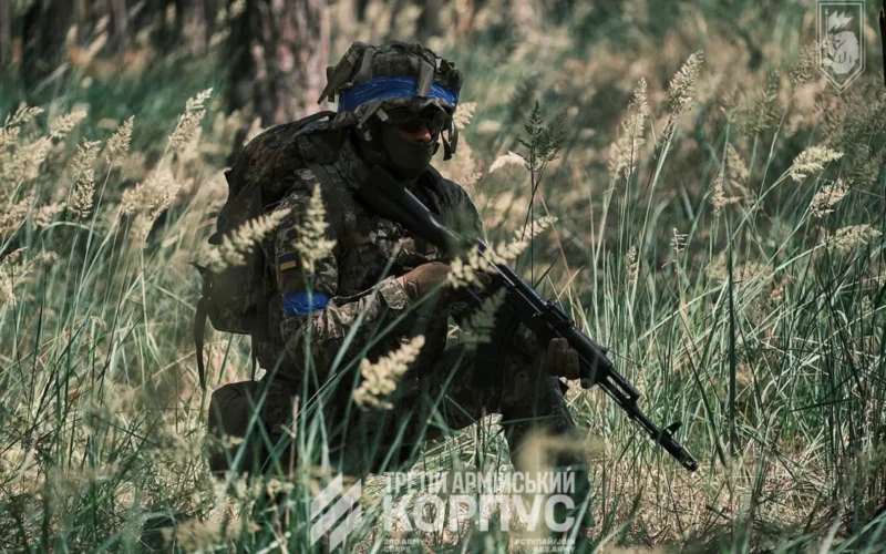 22 штурми за добу: Сили оборони відбивають атаки росіян на Південно-Слобожанському та Куп’янському напрямках – Генштаб ЗСУ