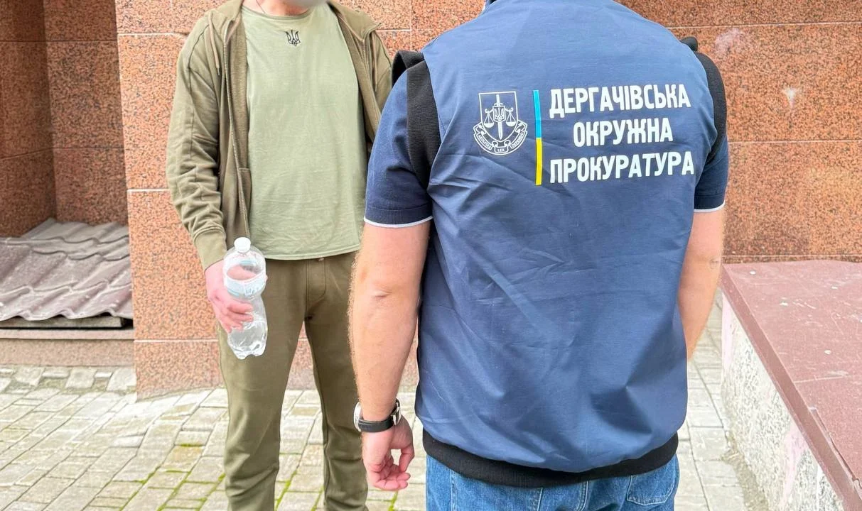 Вигадав «спадковий психоз» за 6500 доларів: у Харкові повідомили про підозру колишньому завідувачу відділення психлікарні (фото)