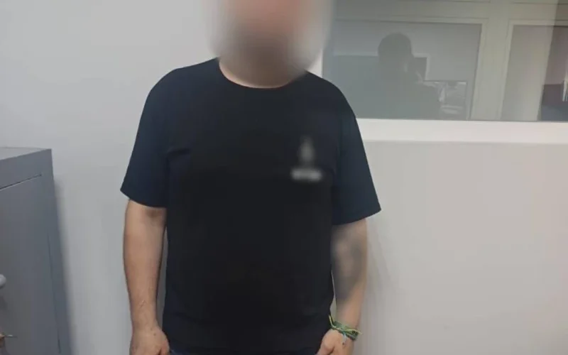 Здійснив близько 10 пострілів: у Харкові затримали чоловіка за стрілянину на ринку