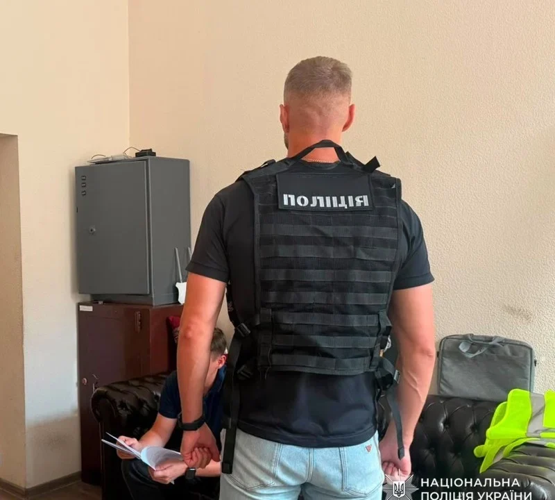 «Малював» мобілізацію в «Оберезі»: у Харкові поліція оголосила підозру т.в.о. начальника ТЦК