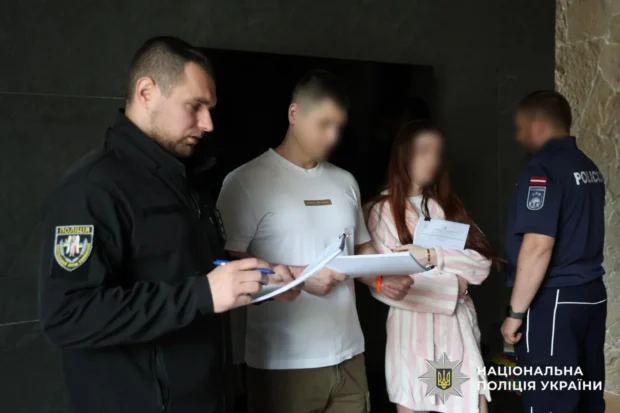 Ошукали латвійців на 116 тисяч євро під виглядом юристів: у Харкові ліквідували кол-центр