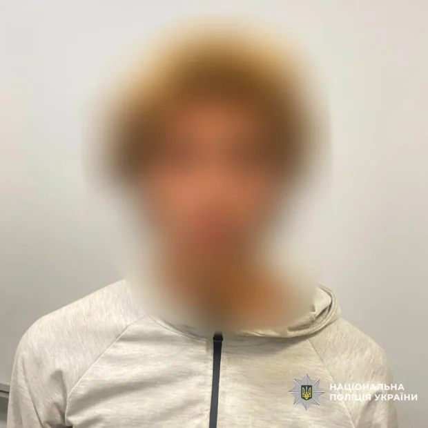 Нічний підпал авто в Салтівському районі Харкова: правоохоронці затримали 19-річного молодика