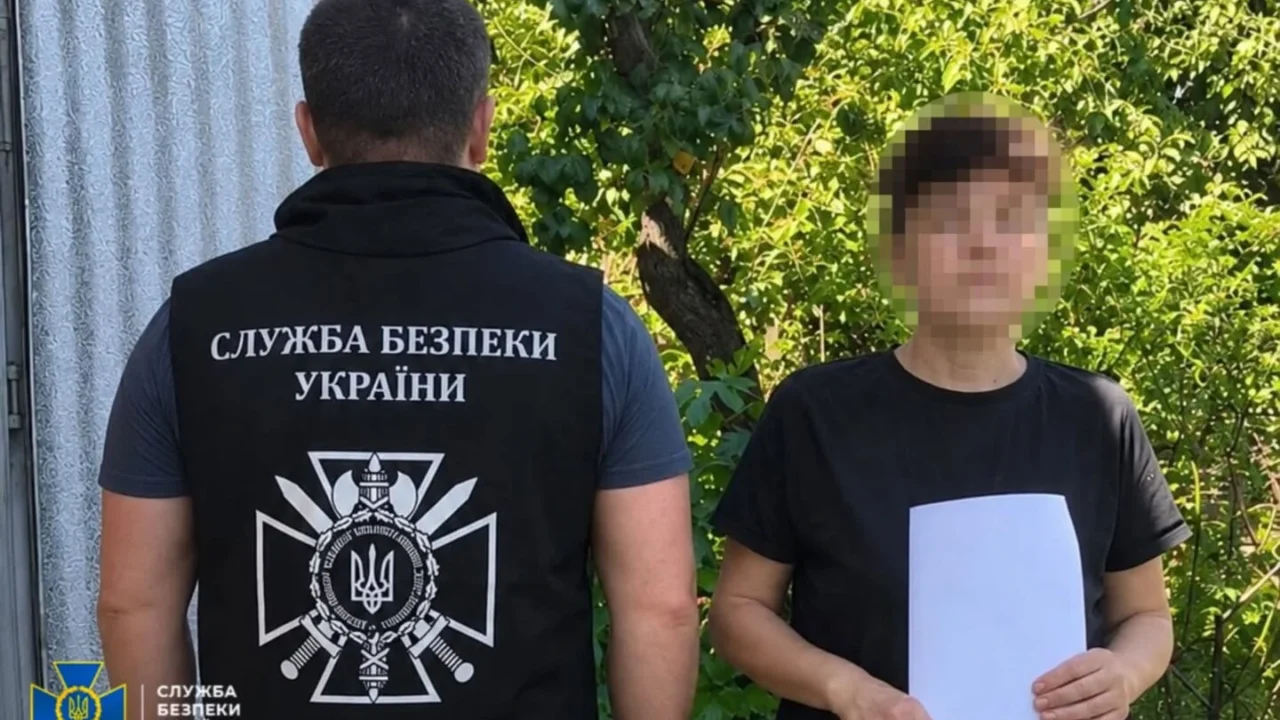 Виправдовувала агресію рф та чекала на окупантів: СБУ викрила в Харкові 53-річну інтернет-агітаторку
