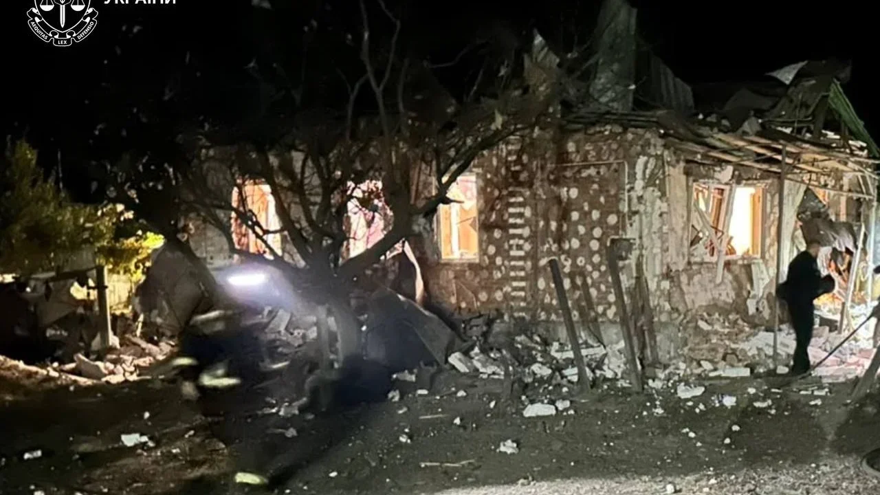 Авіаудар по Ізюму: росіяни скинули дві бомби ФАБ-250, поранені троє цивільних