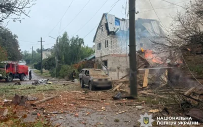 Росіяни завдали ударів КАБ по Ізюму: постраждали десять людей (фото)