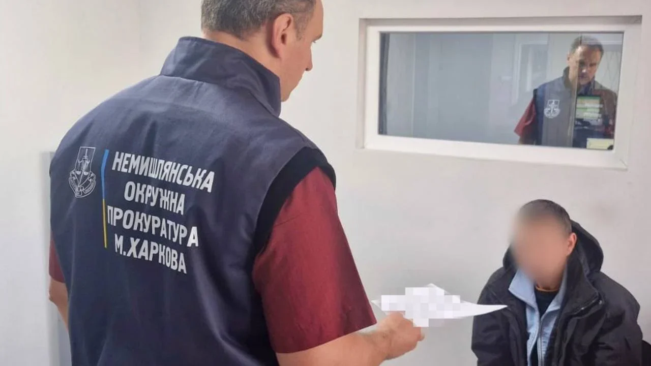 Різанина у Харкові: чоловік ледь не вбив знайомого та пограбував його співмешканку