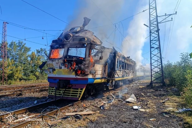 Росіяни атакували потяг «Харків — Ізюм», поранено сімох людей