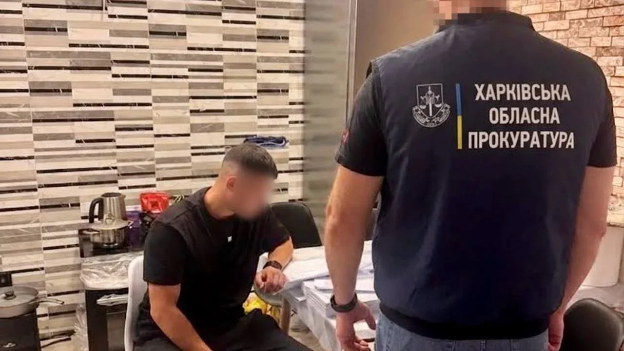 Ошукали пенсіонерів на 2,4 мільйона: на Харківщині викрили земельних шахраїв