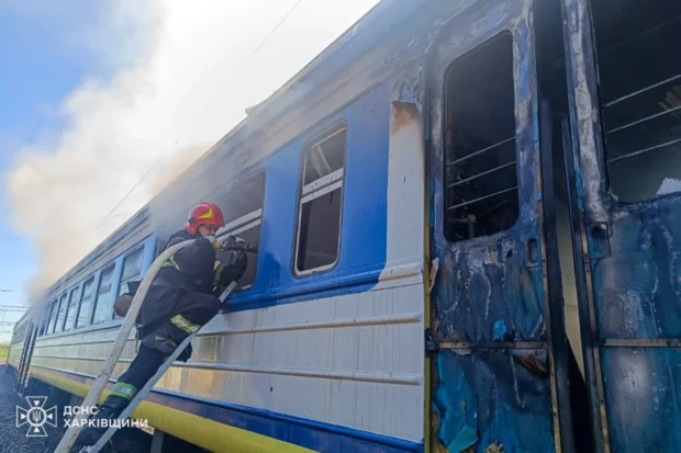 Росіяни атакували потяг «Харків — Ізюм», поранено сімох людей