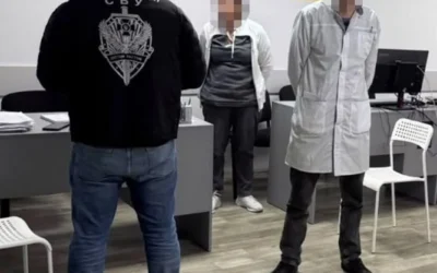 Продавав фіктивні інвалідності за $8 тисяч: у Харкові СБУ затримала лікаря-хірурга
