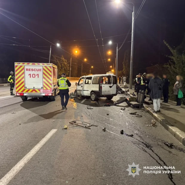 Смертельна ДТП у Харкові: загинули двоє пасажирів, водії у лікарні