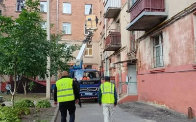 Ліквідація наслідків авіаудару в Харкові: Терехов розповів про відновлення будинків
