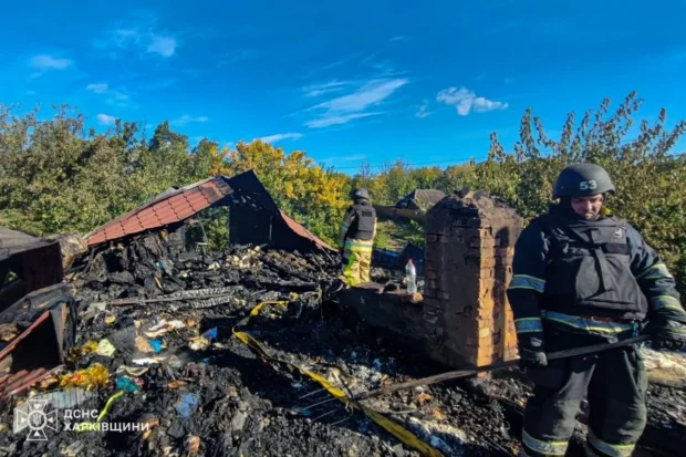 На Харківщині вогнеборці оперативно загасили пожежу, спричинену обстрілом росіян 