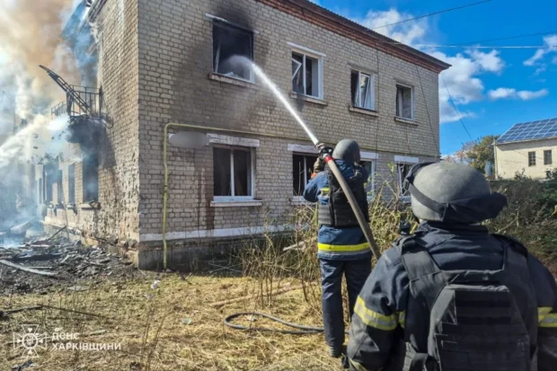 Атака БпЛА на Шевченкове: у селищі спалахнули будинки
