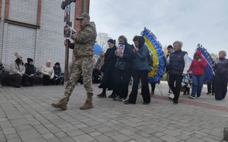 У лікарні через три тижні після мобілізації помер лікар-педіатр із Харківщини: Сухопутні війська проводять перевірку