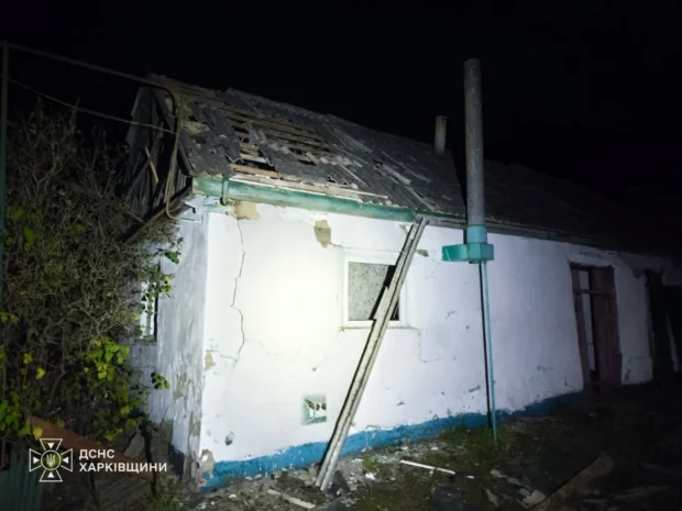Російськй удар по Берестинщині: з-під завалів будинку врятували жінку 