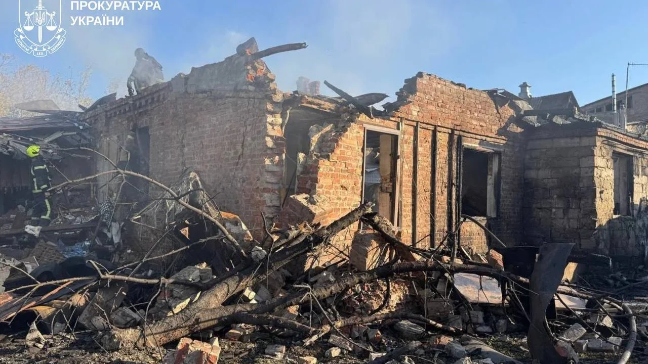 У Харкові внаслідок російського авіаудару загинула жінка, серед постраждалих — дитина (фото, відео)